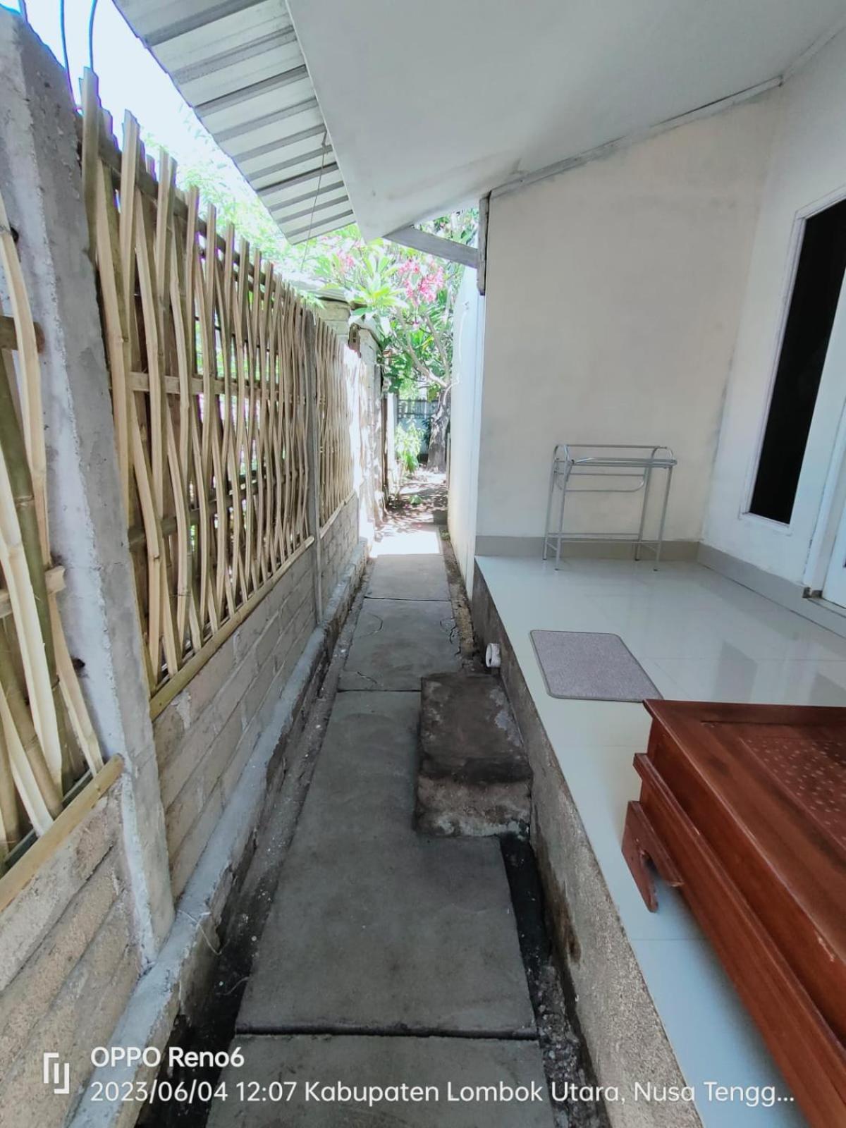Pineapple Guest House กิลิไอร์ ภายนอก รูปภาพ